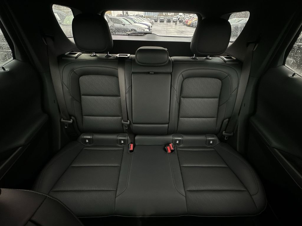 Used 2025 Chevrolet Equinox LT w/ Convenience Package II image 22