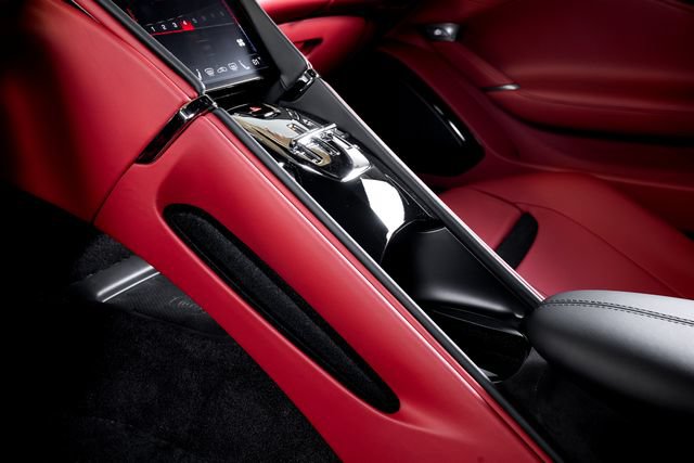 Used 2024 Ferrari Roma RWD image 34