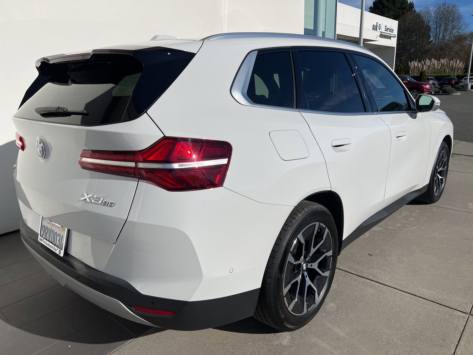 Used 2025 BMW X3 xDrive30i w/ M Sport Package image 5