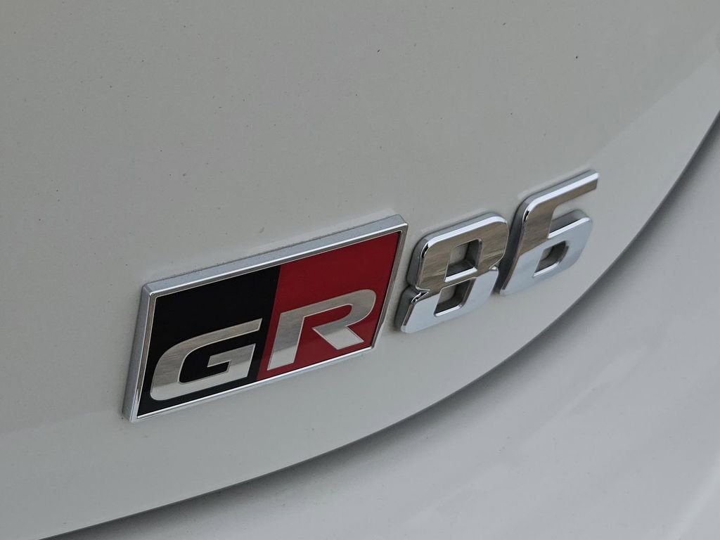 Used 2023 Toyota GR86 image 8