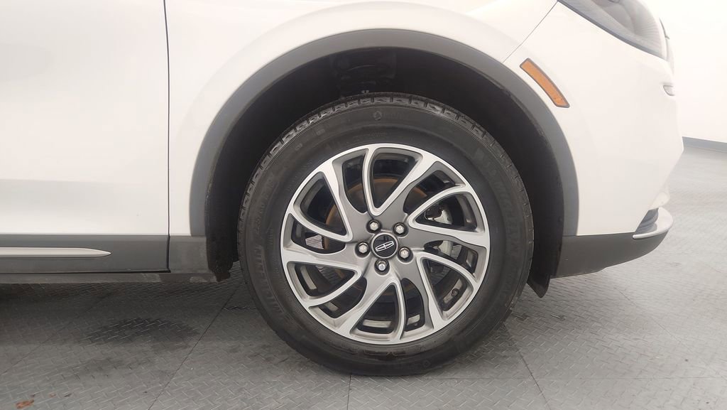 Used 2021 Lincoln Corsair AWD w/ Equipment Group 101A image 23