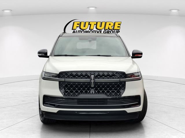 New 2026 Lincoln Navigator Black Label AWD/4WD image 3