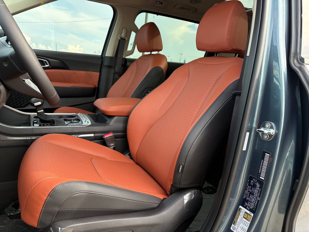 New 2026 Kia Carnival SX Prestige FWD image 11