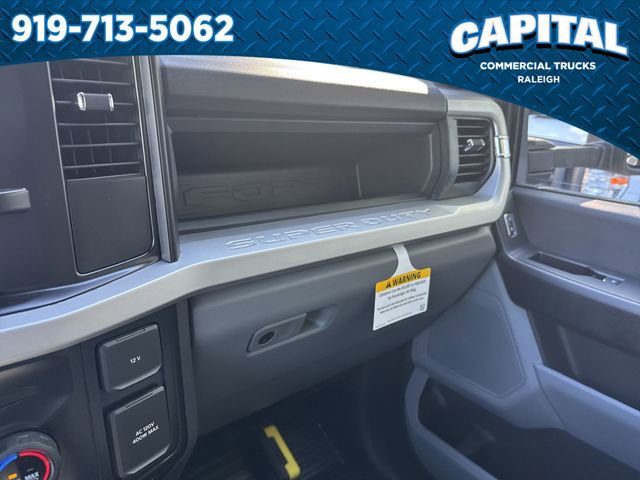 New 2025 Ford F450 XL image 28