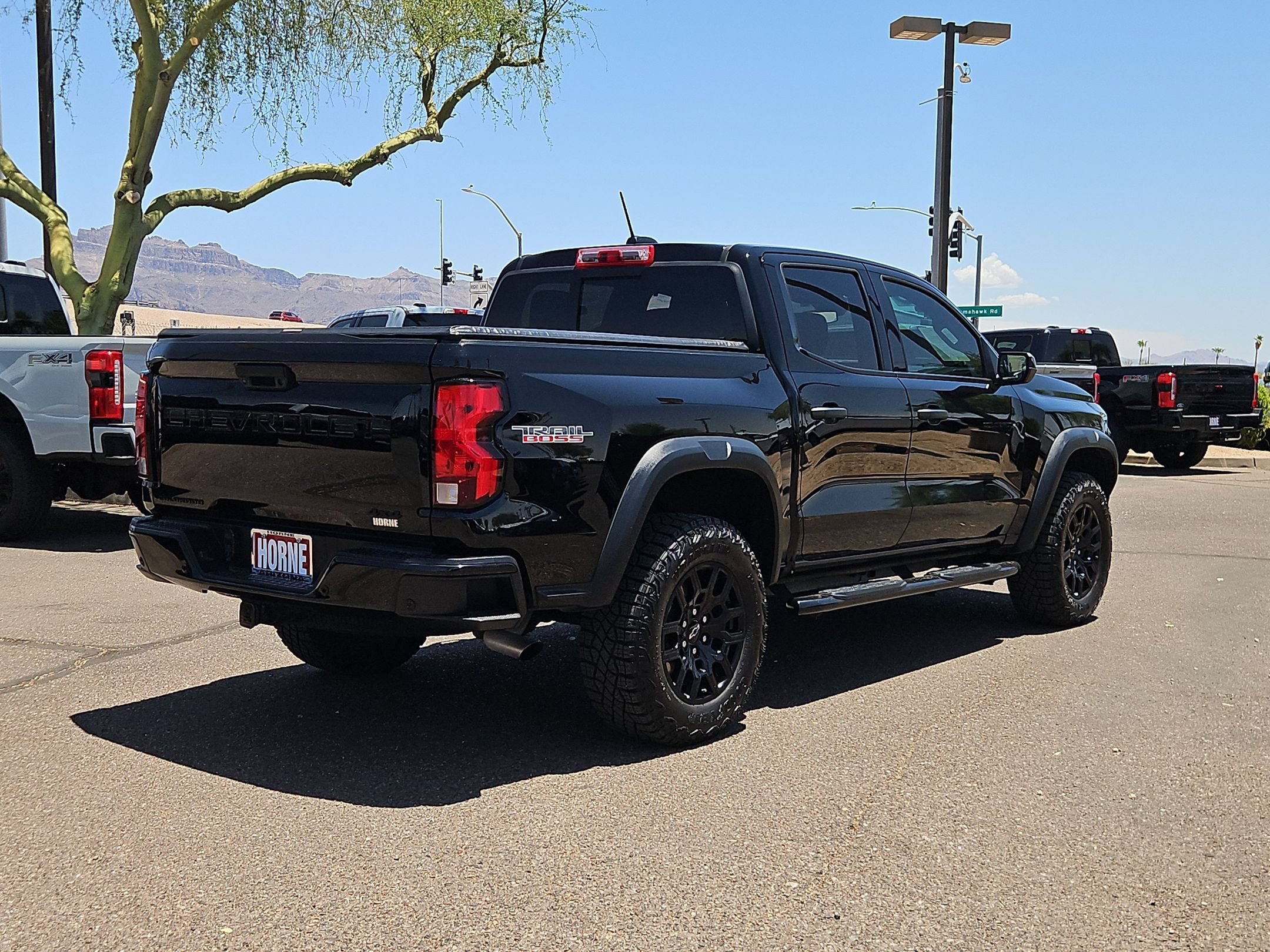 Used 2025 Chevrolet Colorado Trail Boss AWD/4WD image 5