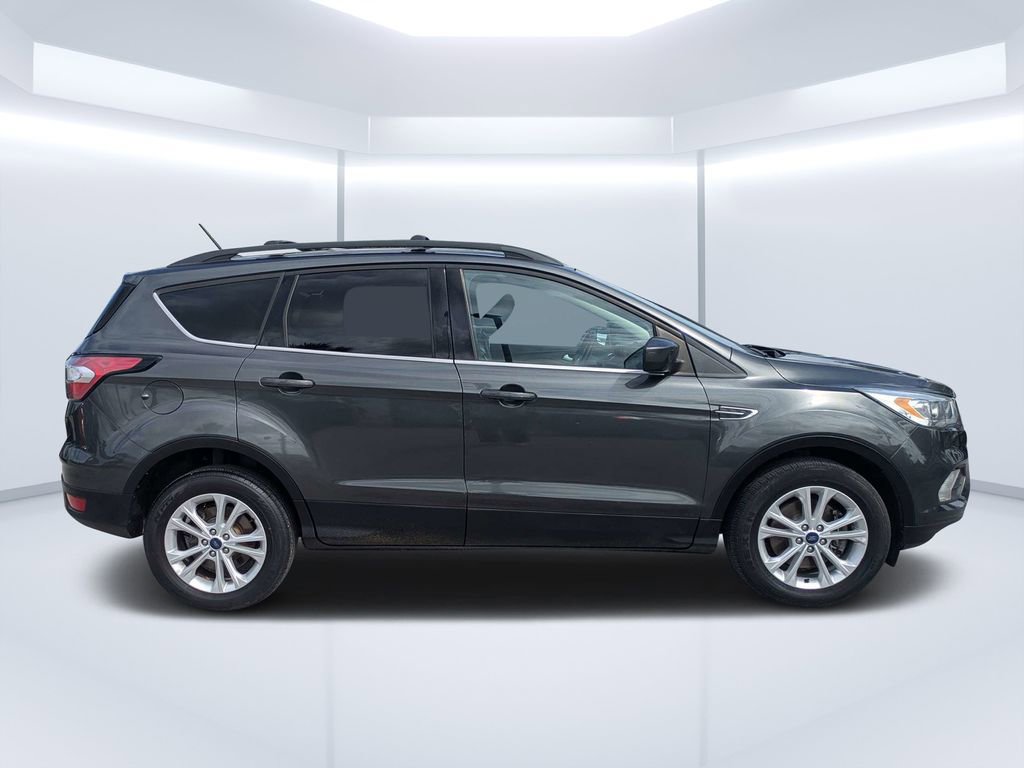 Used 2018 Ford Escape SEL w/ Ford Safe & Smart Package AWD/4WD image 2