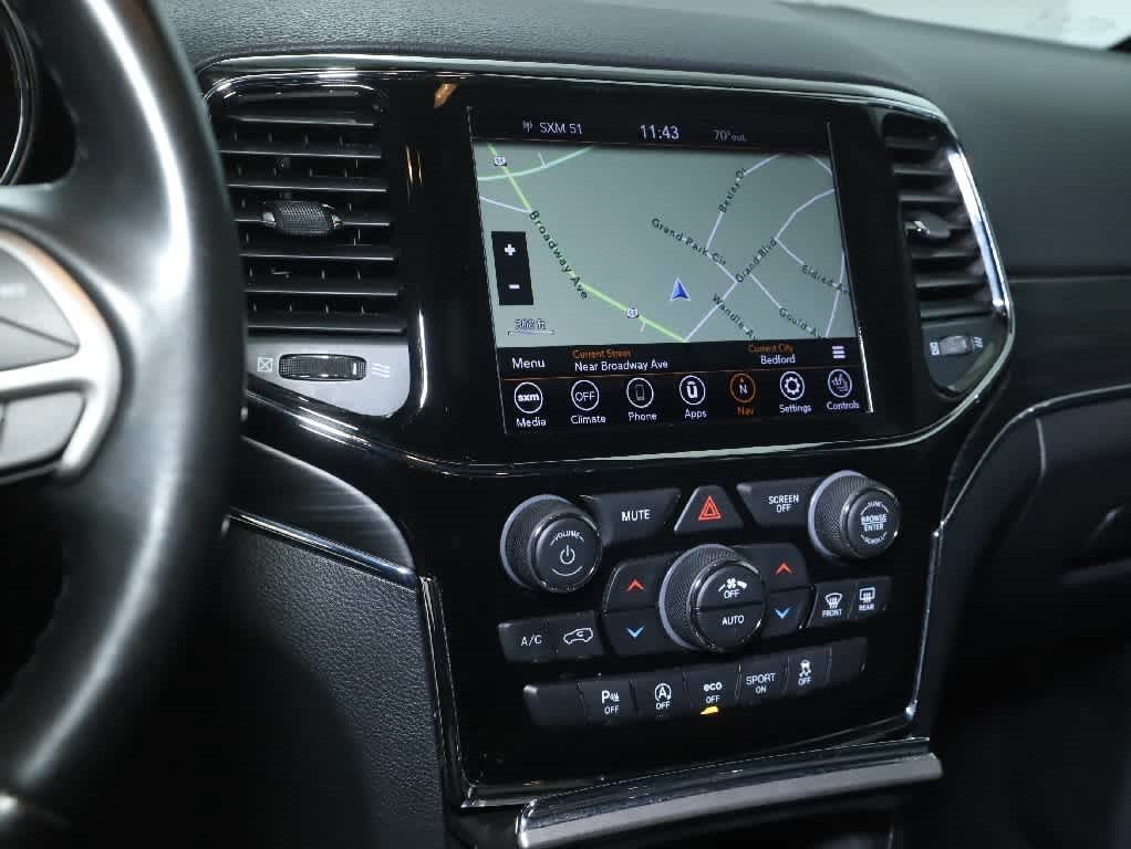 Used 2020 Jeep Grand Cherokee Limited AWD/4WD image 26