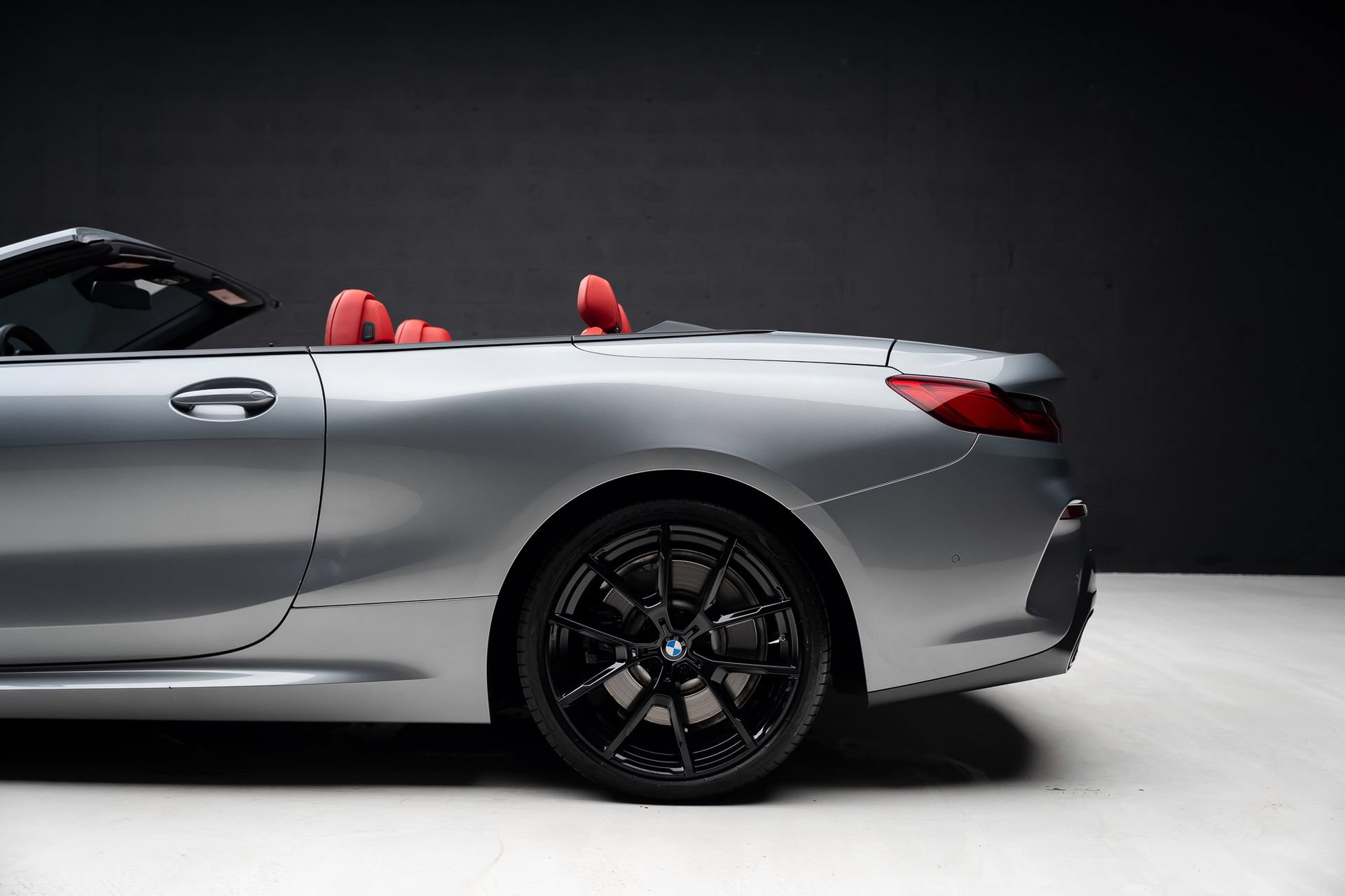 Used 2024 BMW 840i Convertible w/ M Sport Professional Package RWD image 22