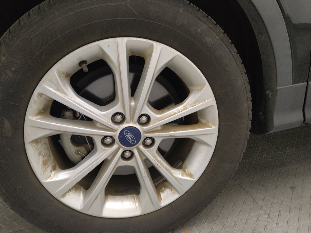 Used 2018 Ford Escape SE w/ SE Sync 3 Package image 31