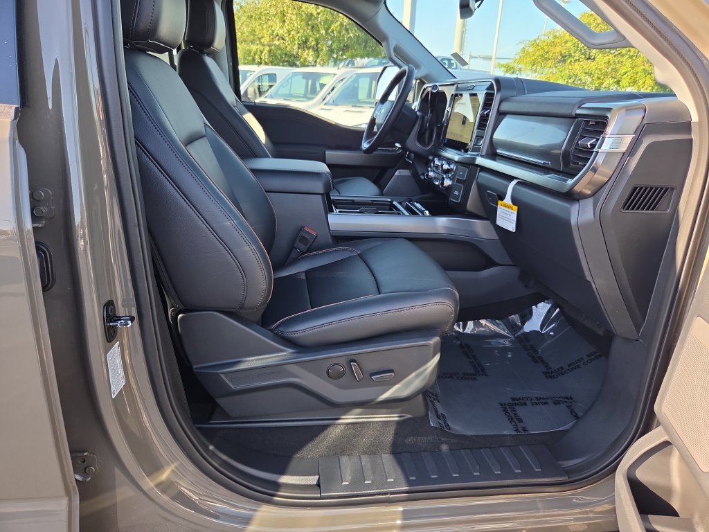 New 2027 Ford F250 Lariat w/ Tremor Off-Road Package AWD/4WD image 28