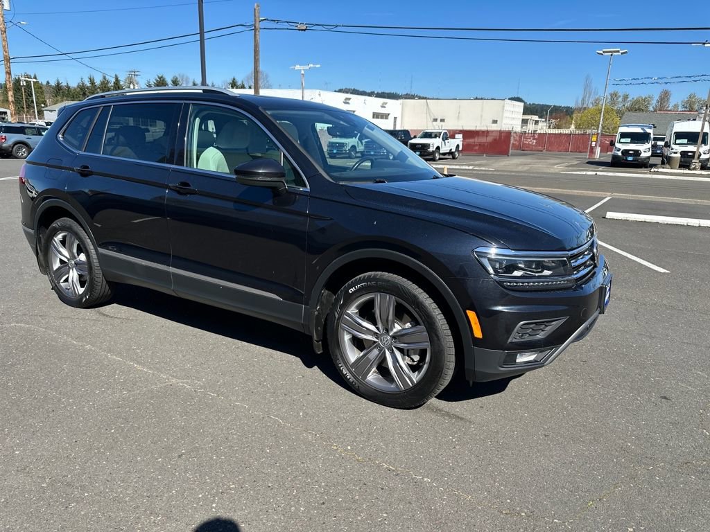 Used 2018 Volkswagen Tiguan SEL Premium image 8