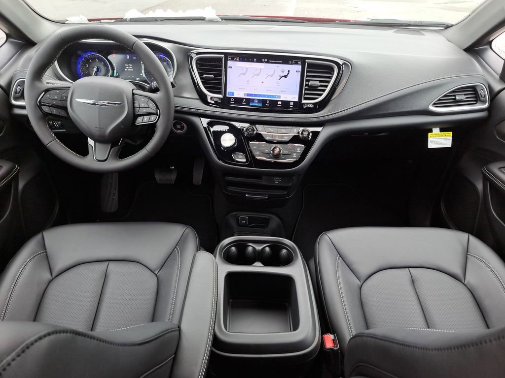 New 2026 Chrysler Pacifica Select w/ S Appearance Package image 8
