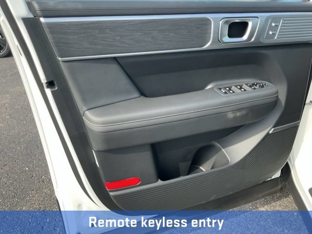 New 2027 Hyundai Santa Fe Limited AWD/4WD image 12
