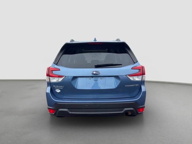 Used 2021 Subaru Forester Premium AWD/4WD image 5
