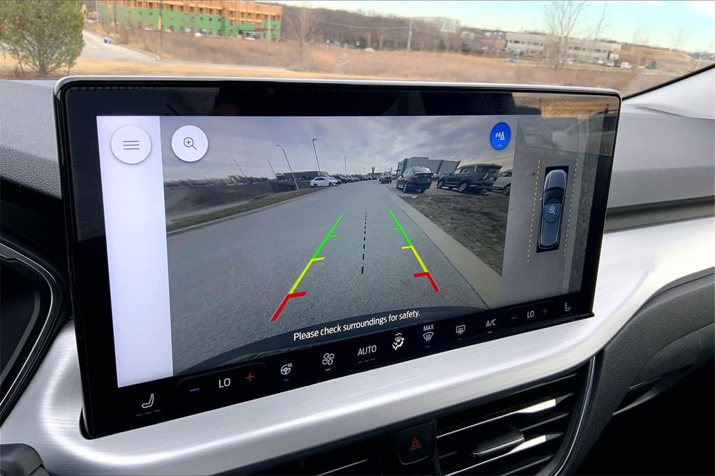 Used 2023 Ford Escape Platinum image 15