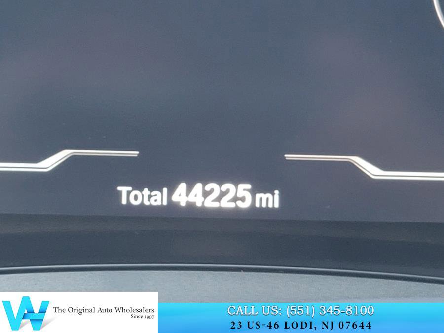 Used 2021 BMW M4 Competition w/ Executive Package image 23