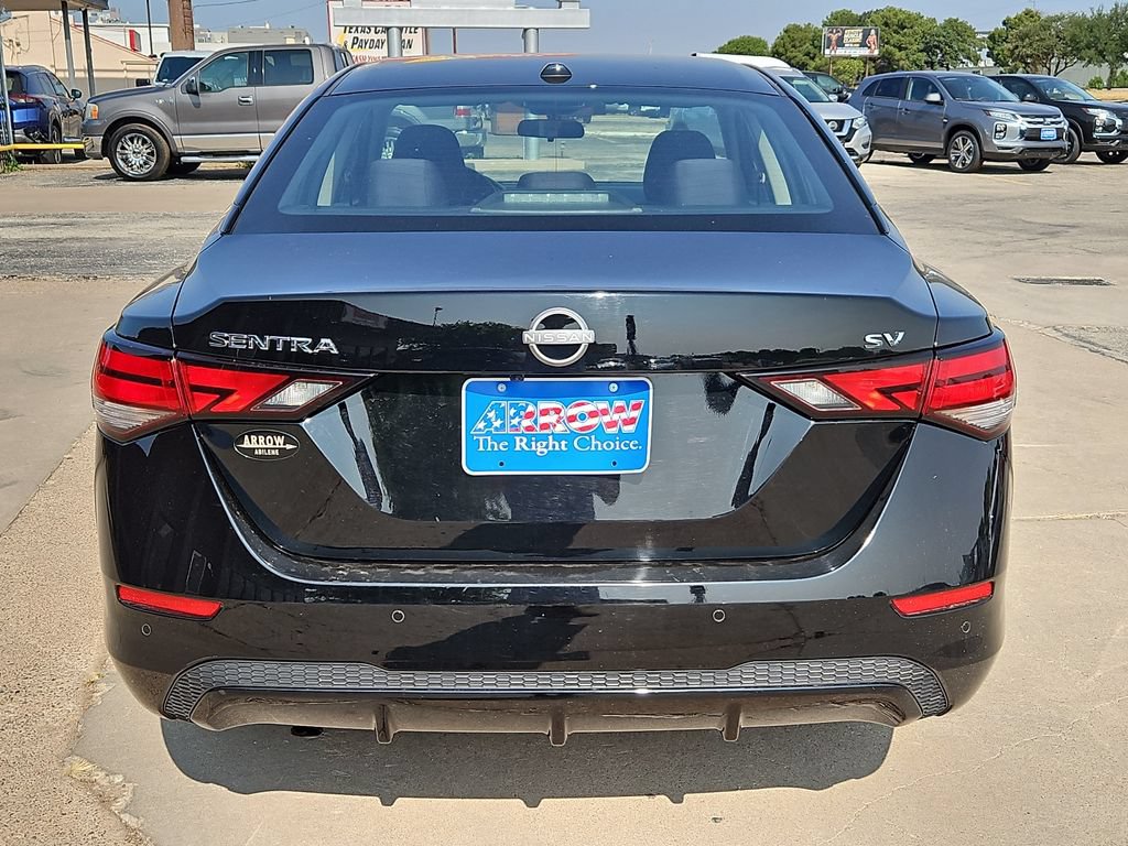 Used 2024 Nissan Sentra SV FWD image 9