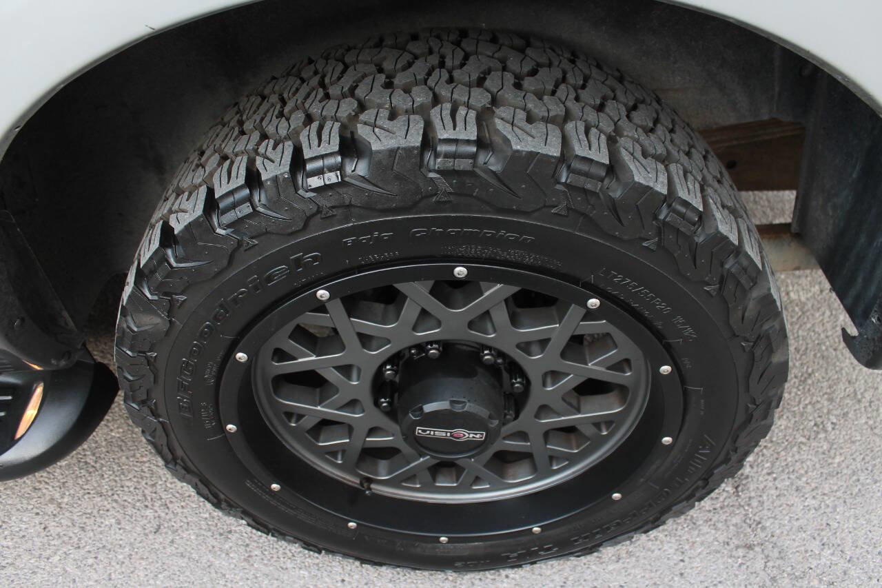 Used 2001 Ford Excursion XLT image 15