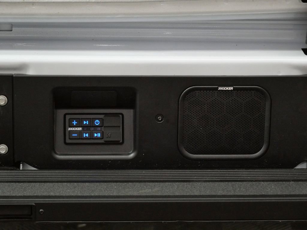 New 2026 GMC Sierra 3500 Denali Ultimate w/ LPO, Black Badging Package AWD/4WD image 5