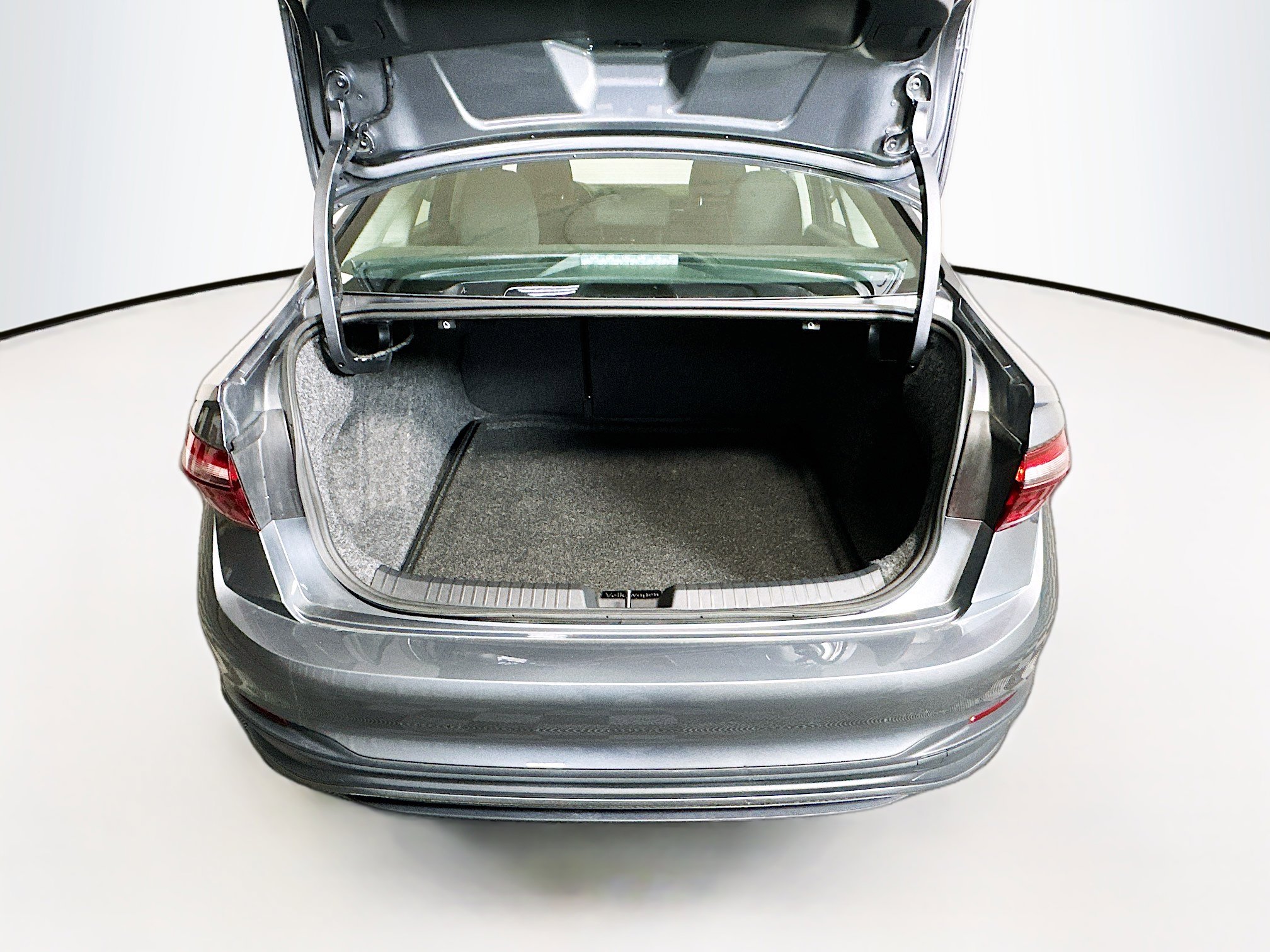 Used 2025 Volkswagen Jetta S image 29