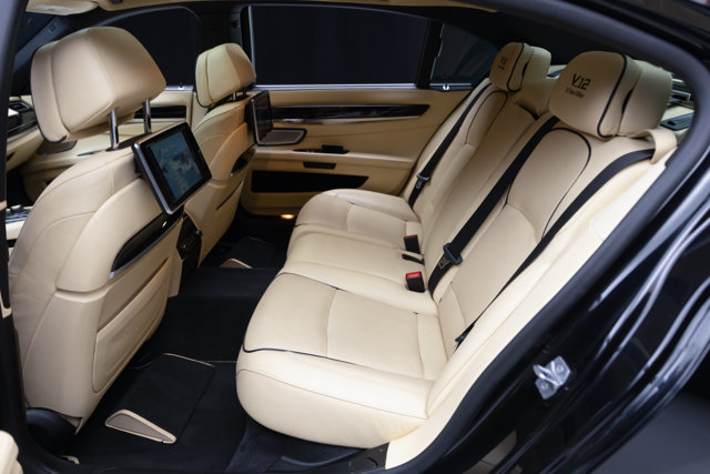 Used 2013 BMW 760Li RWD image 11