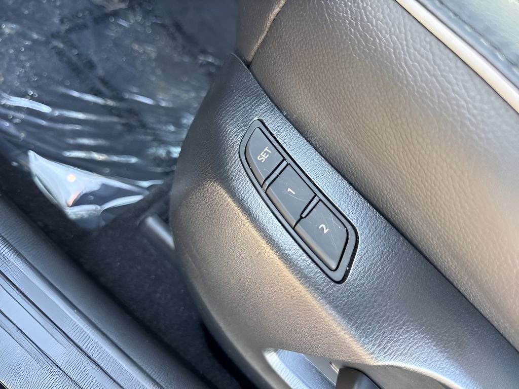 Used 2025 MAZDA CX-5 AWD 2.5 S w/ Preferred Package image 11