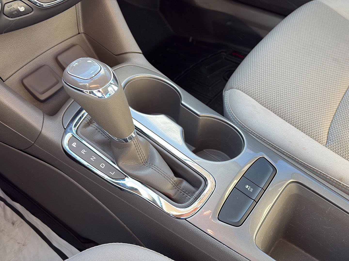 Used 2016 Chevrolet Cruze LT w/ Sun And Sound Package image 23