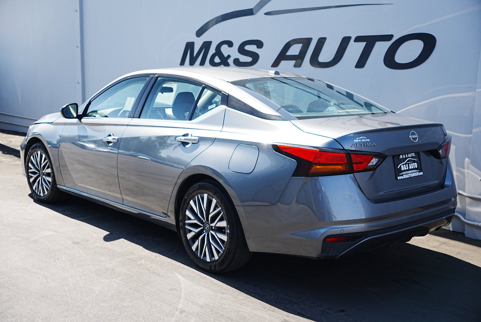 Used 2024 Nissan Altima 2.5 SV image 6