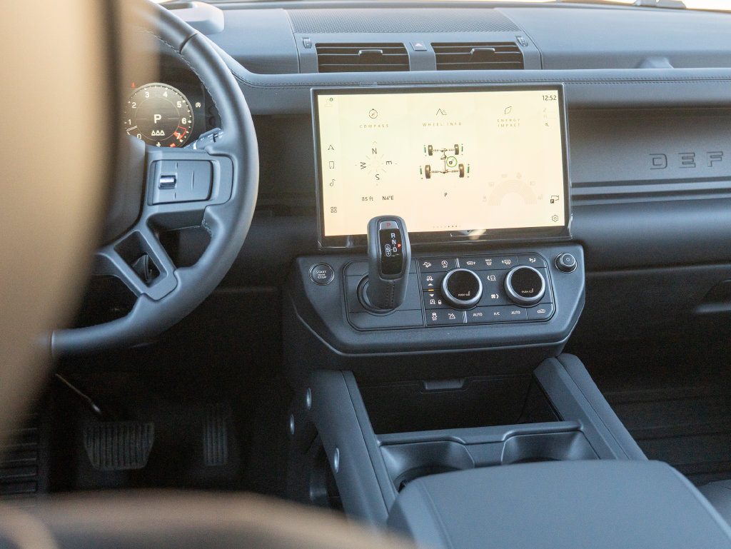 New 2027 Land Rover Defender 110 X-Dynamic SE AWD/4WD image 20
