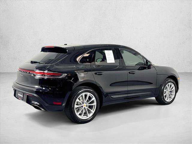 Certified 2026 Porsche Macan Turbo AWD/4WD image 9
