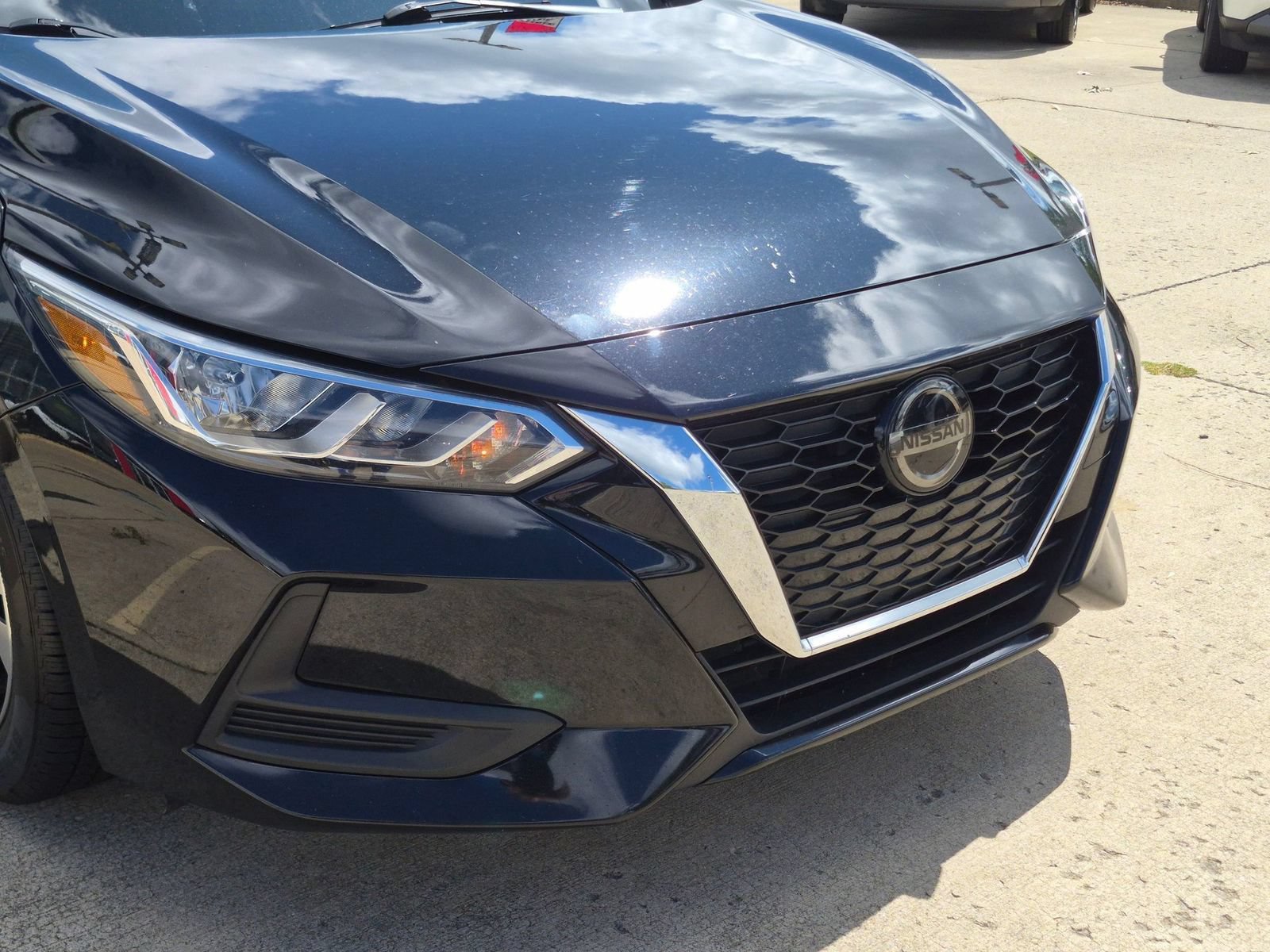 Certified 2021 Nissan Sentra SV FWD image 39