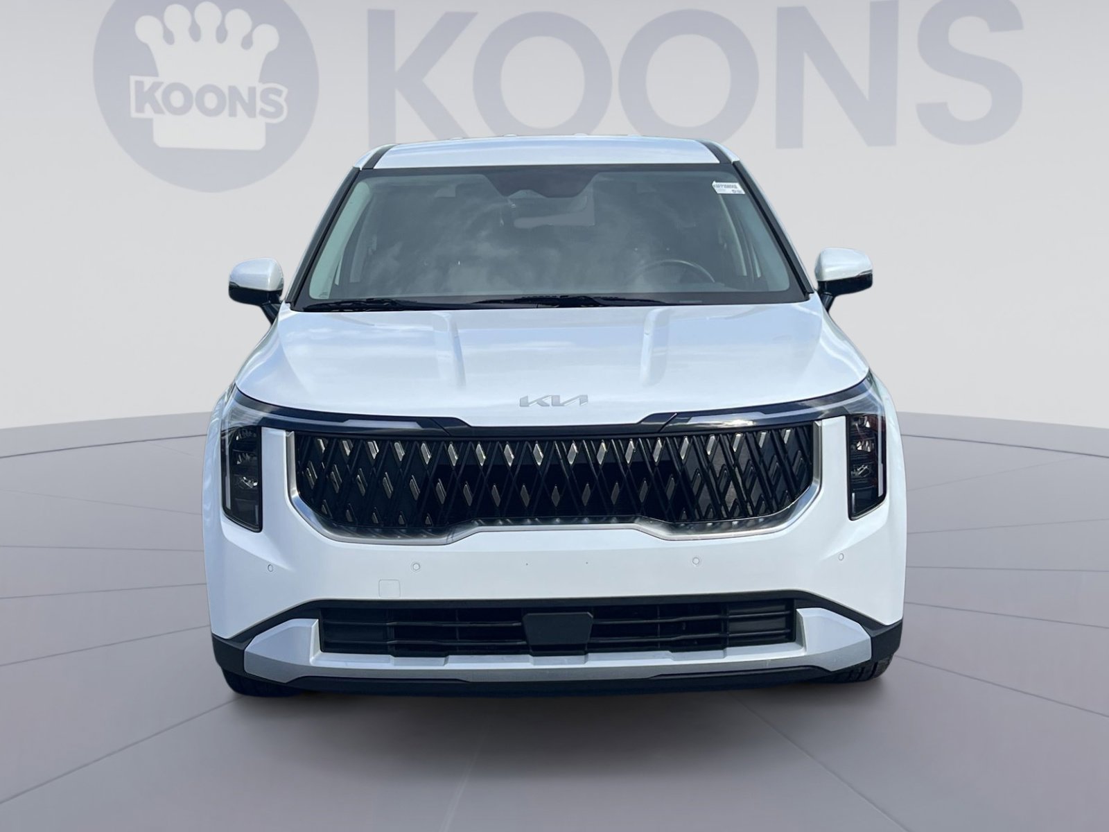 Used 2025 Kia Carnival FWD image 4