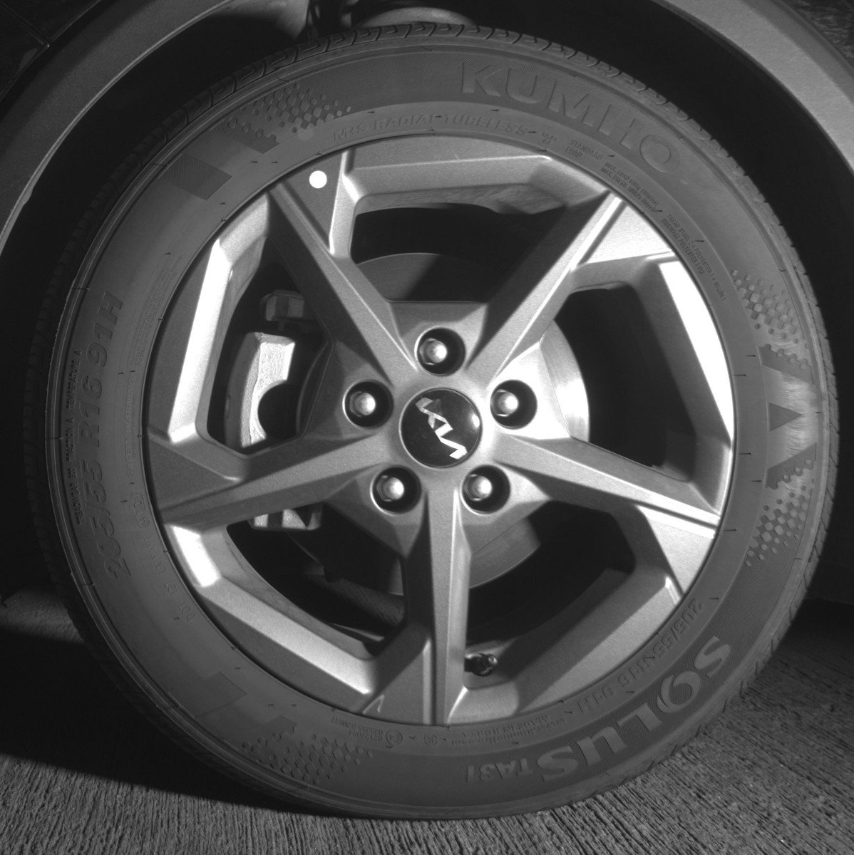 Used 2025 Kia K4 LXS image 12