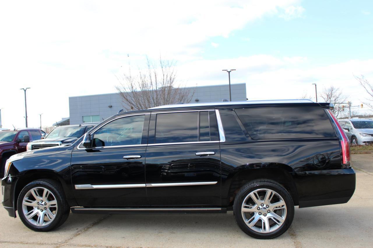 Used 2016 Cadillac Escalade ESV Premium AWD/4WD image 3