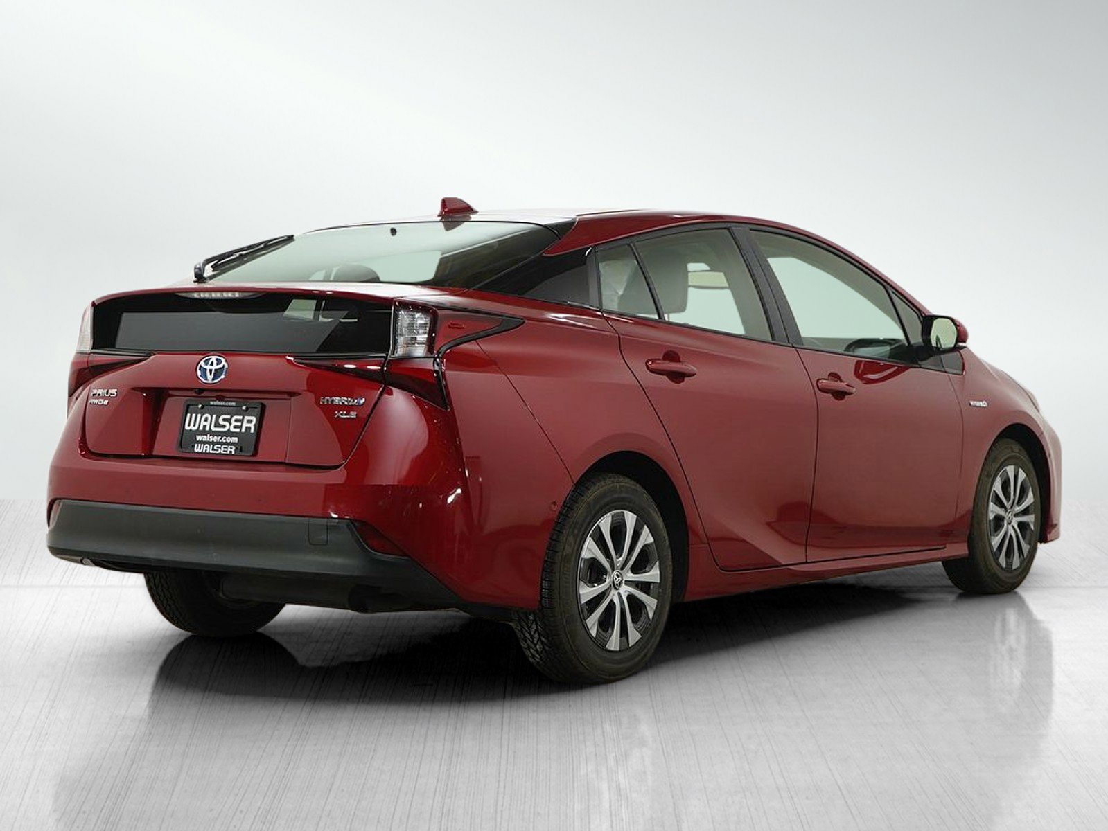 Used 2021 Toyota Prius XLE AWD/4WD image 5