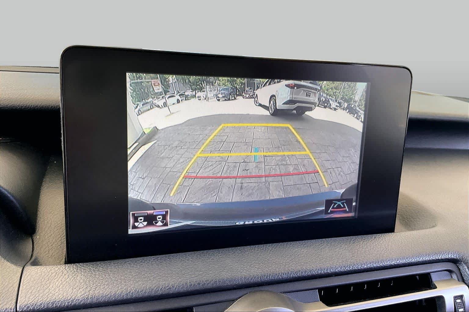 Used 2021 Lexus IS 350 F Sport RWD image 25