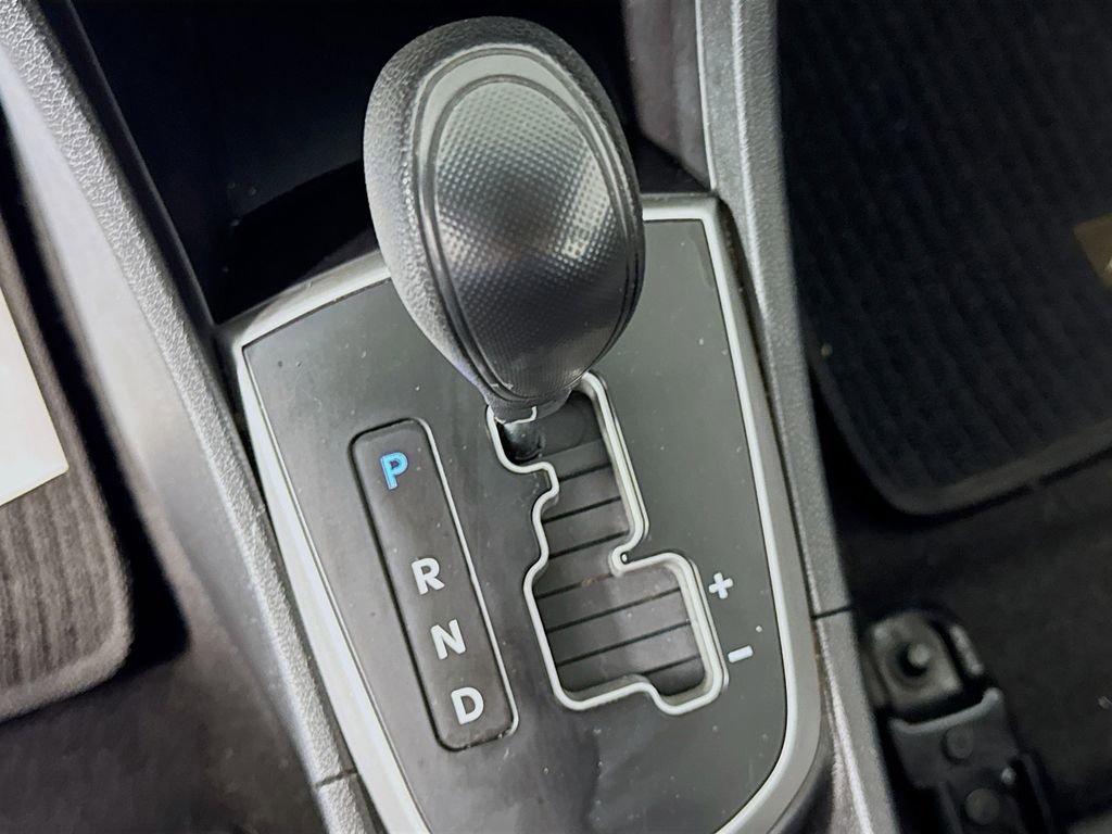 Used 2014 Hyundai Accent GS image 19