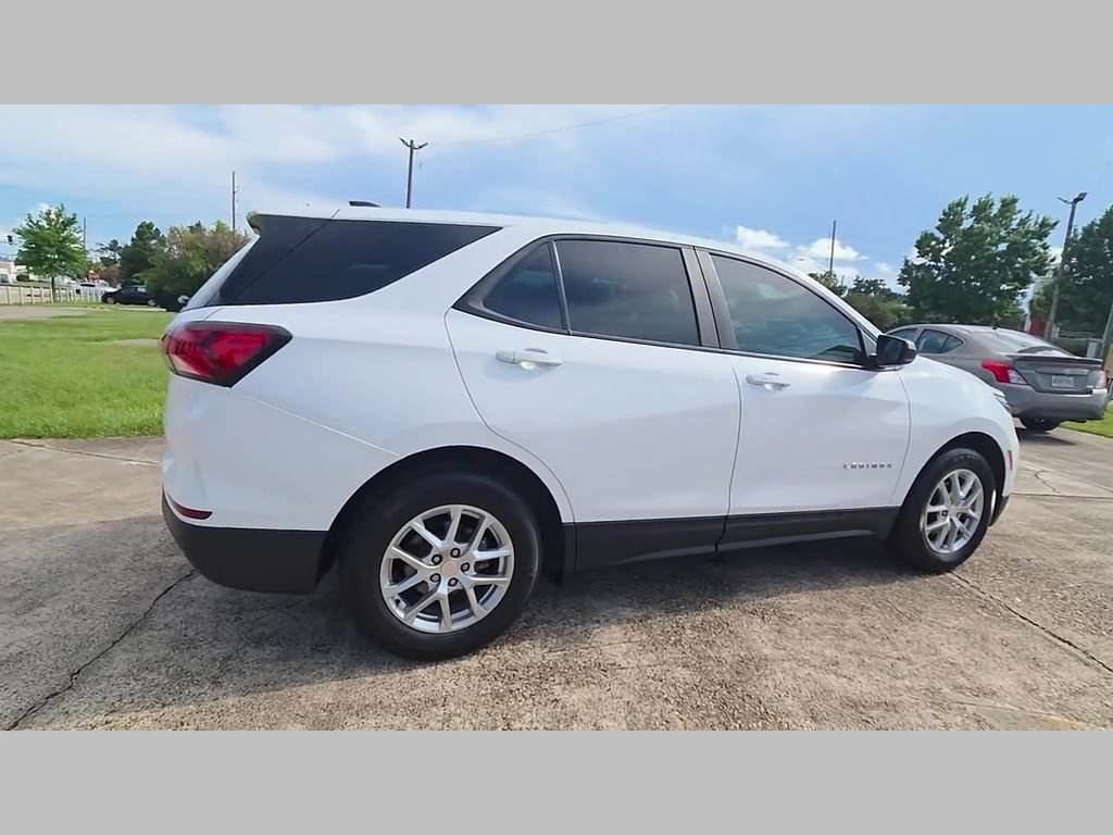 Used 2023 Chevrolet Equinox LS FWD image 38