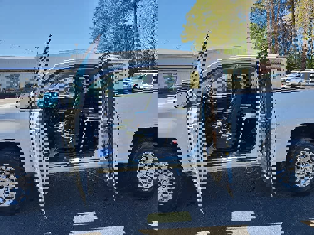 Used 2020 Chevrolet Colorado LT w/ Safety Package RWD image 27