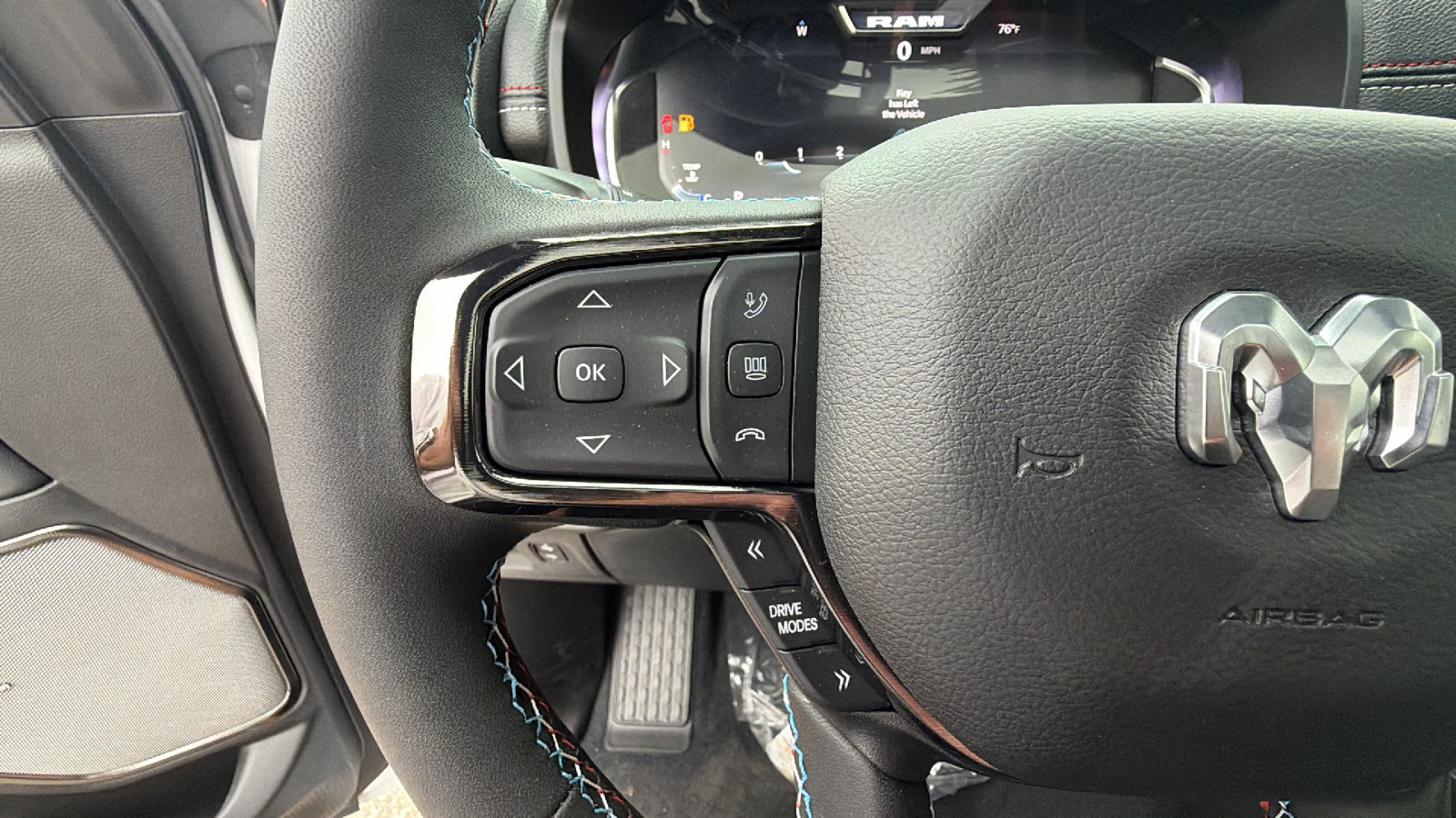 New 2026 RAM 1500 Laramie AWD/4WD image 24