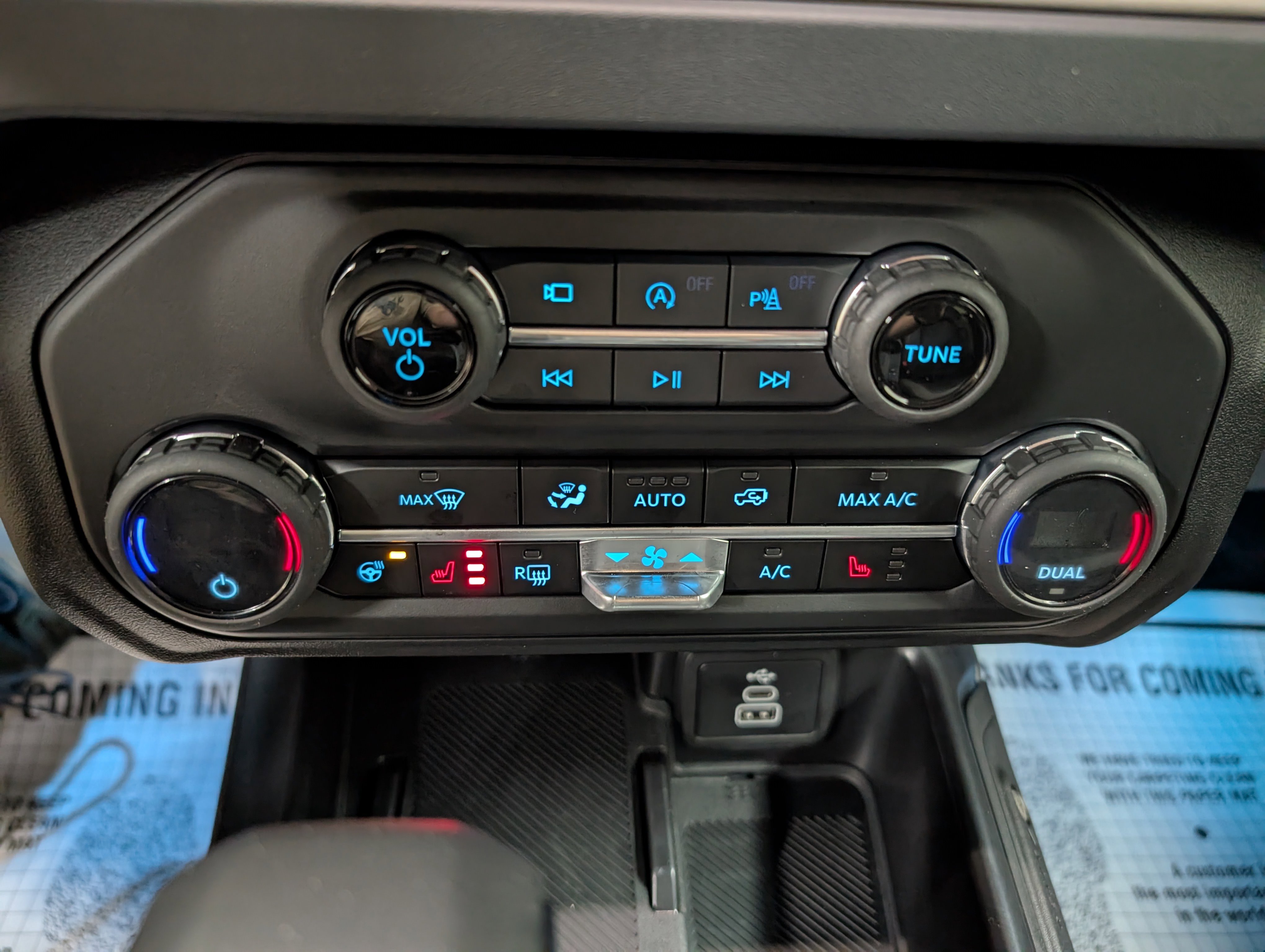 New 2026 Ford Bronco Outer Banks image 15