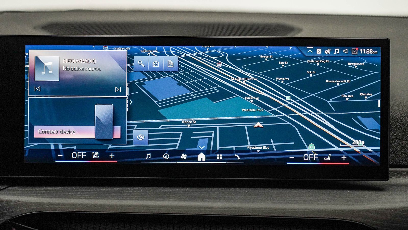 New 2026 BMW 330i Sedan w/ M Sport Package image 12