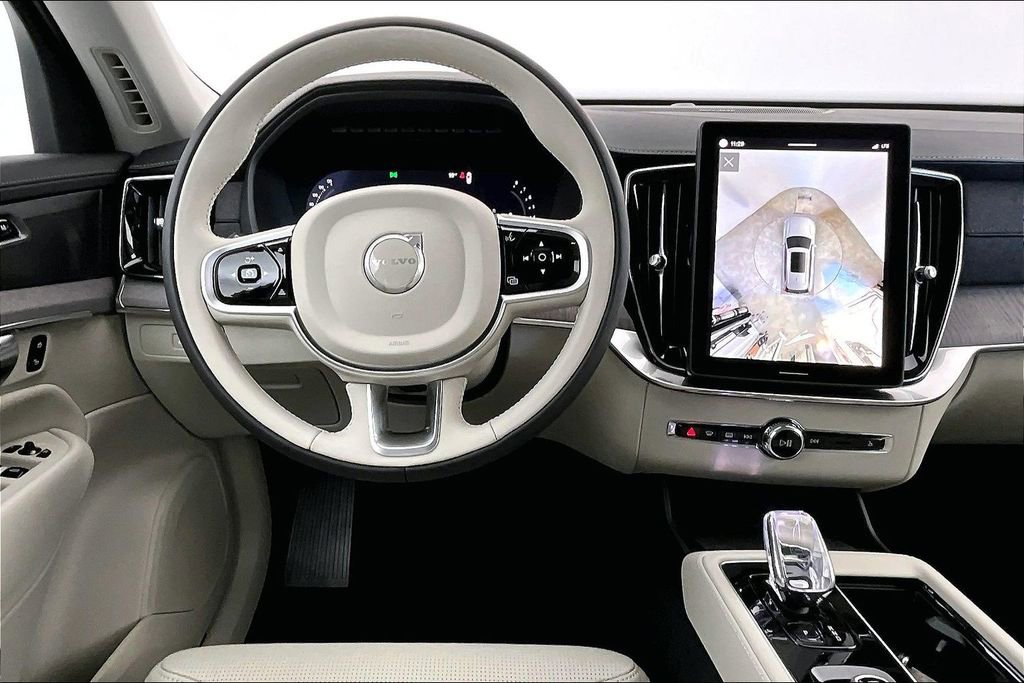 New 2026 Volvo XC90 B6 Ultra w/ Protection Package Premier image 21