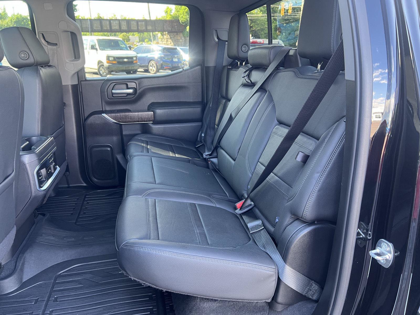 Used 2020 GMC Sierra 1500 Denali w/ Denali Premium Package AWD/4WD image 17