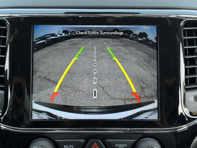 Used 2021 Jeep Grand Cherokee Laredo X RWD image 16