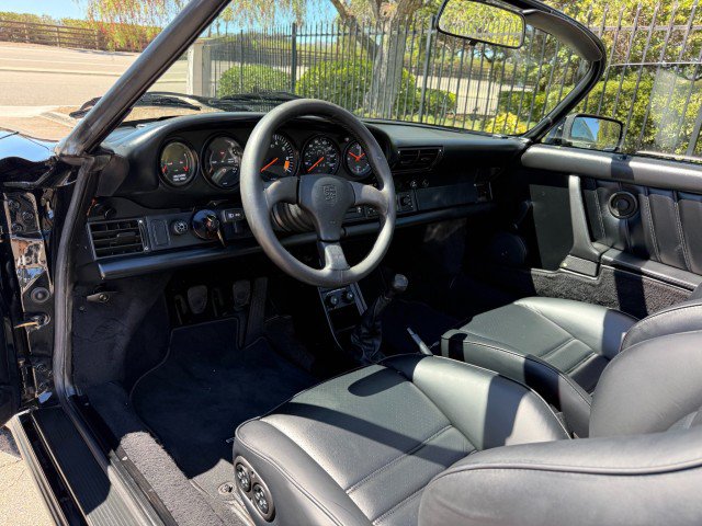 Used 1989 Porsche 911 Speedster RWD image 10