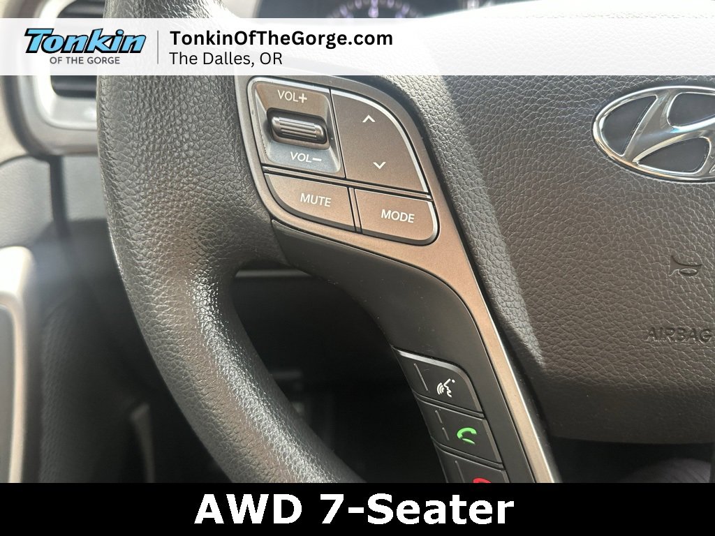 Used 2018 Hyundai Santa Fe SE image 16