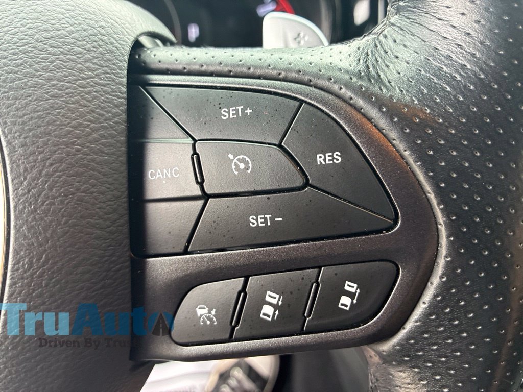 Used 2024 Dodge Durango GT AWD/4WD image 29