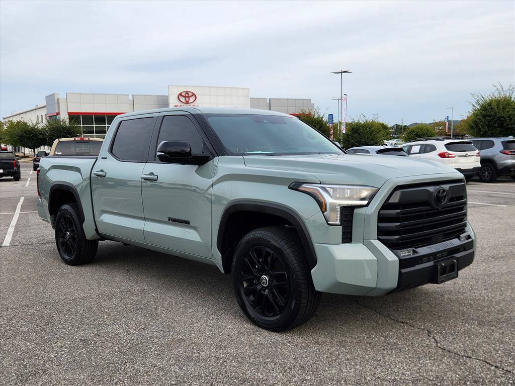 Used 2024 Toyota Tundra Limited AWD/4WD image 2