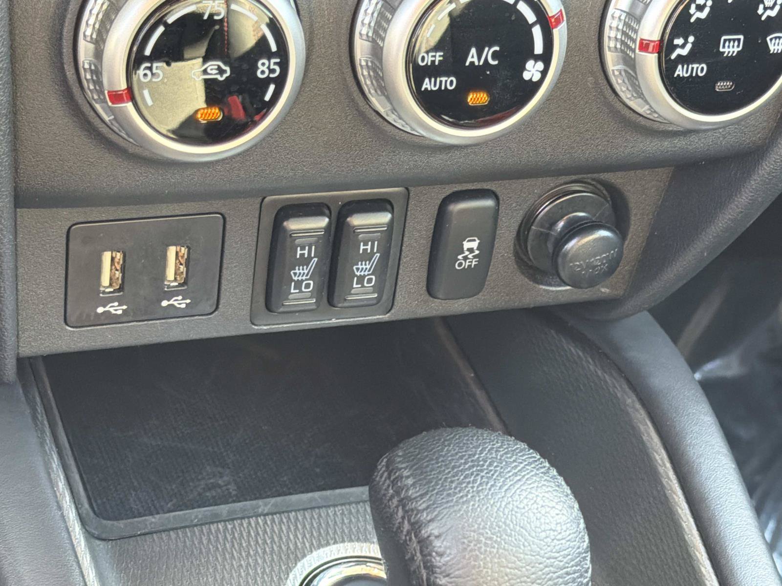 Used 2025 Mitsubishi Outlander Sport SE AWD/4WD image 23